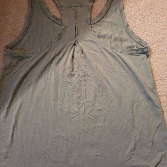 Tank - Picture 2 of 2